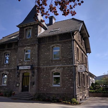 Hotel Zur-Borke Neuenrade Exterior photo